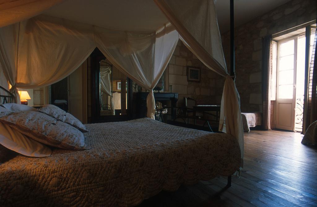 Chateau De La Grave Bourg-sur-Gironde Room photo